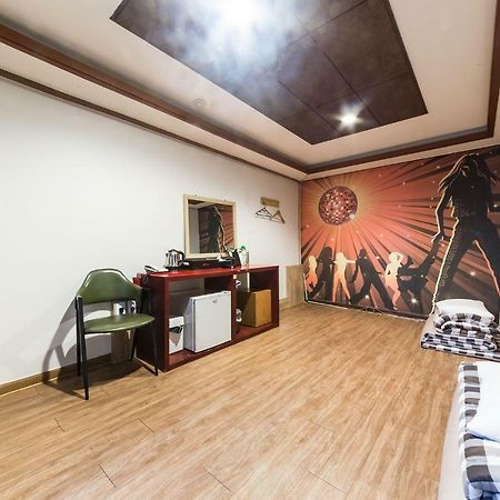 Pocheon Royal Hotel Buitenkant foto