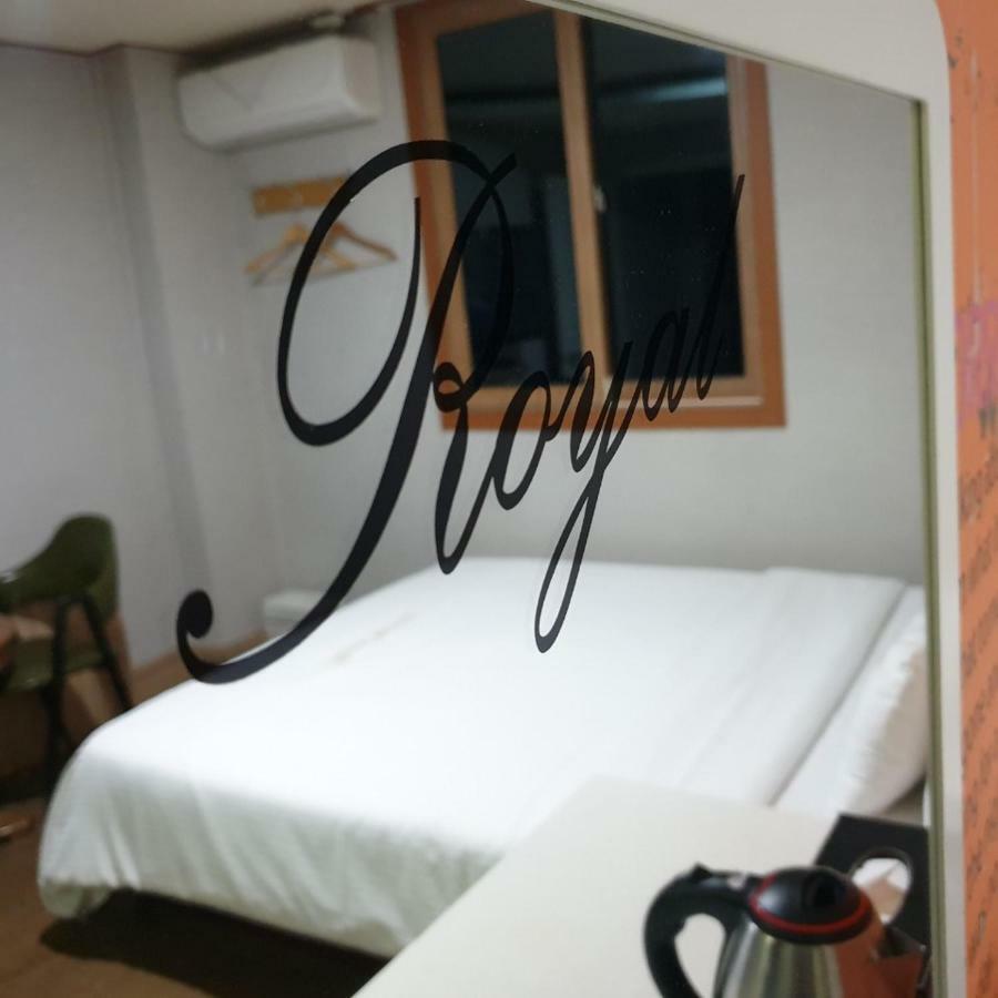 Pocheon Royal Hotel Buitenkant foto