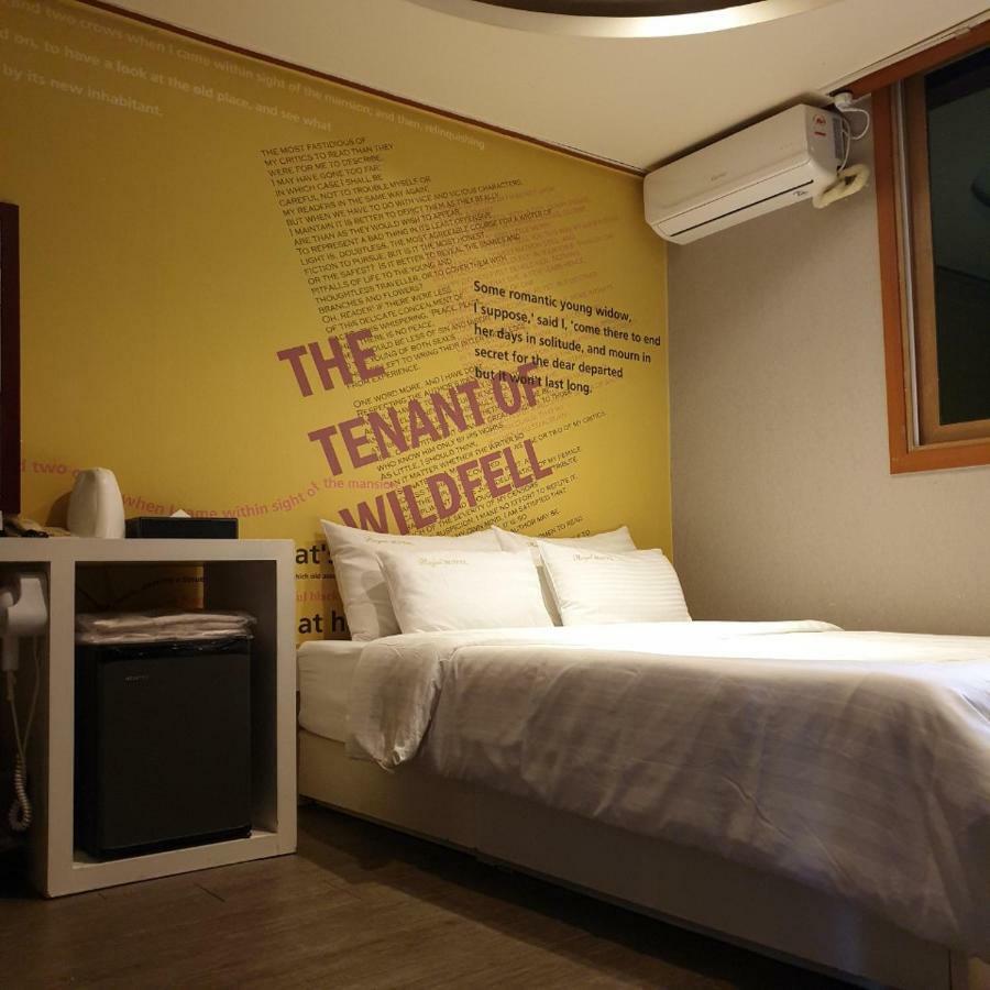 Pocheon Royal Hotel Buitenkant foto