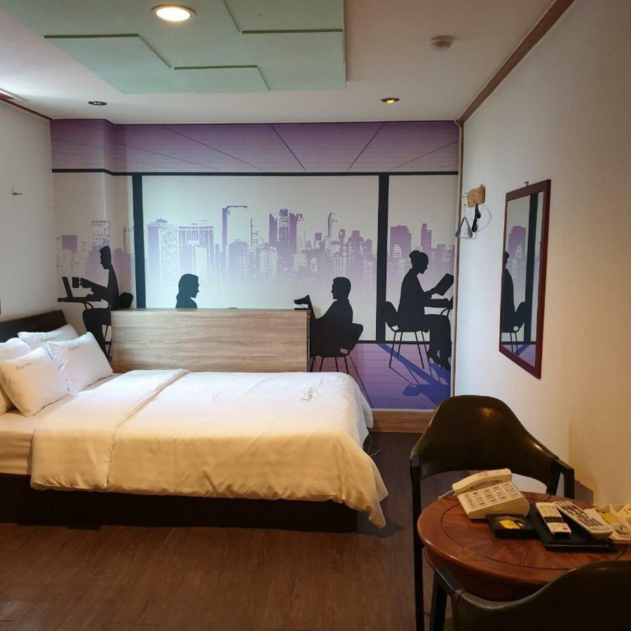 Pocheon Royal Hotel Buitenkant foto